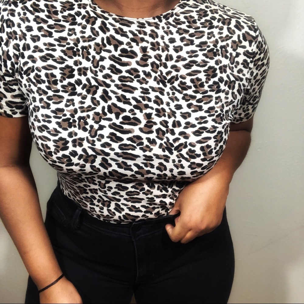 VINTAGE Leopard Print Short Sleeve Tee, no size
